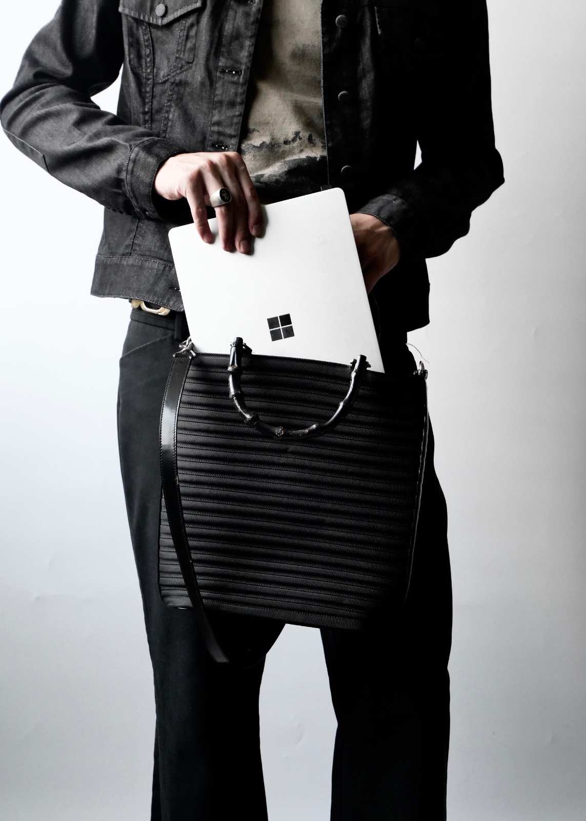 GUCCI 2 WAY (HAND/SHOULDER) BAMBOO BAG 