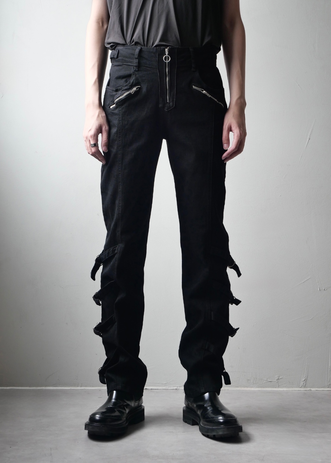 bontage straight pants